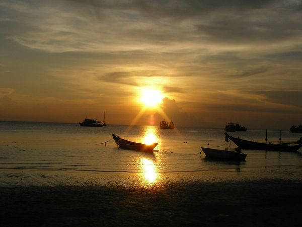 タイ・バンコク「タイ旅行」の写真：パートナーと初の海外旅。
バンコクからバ...