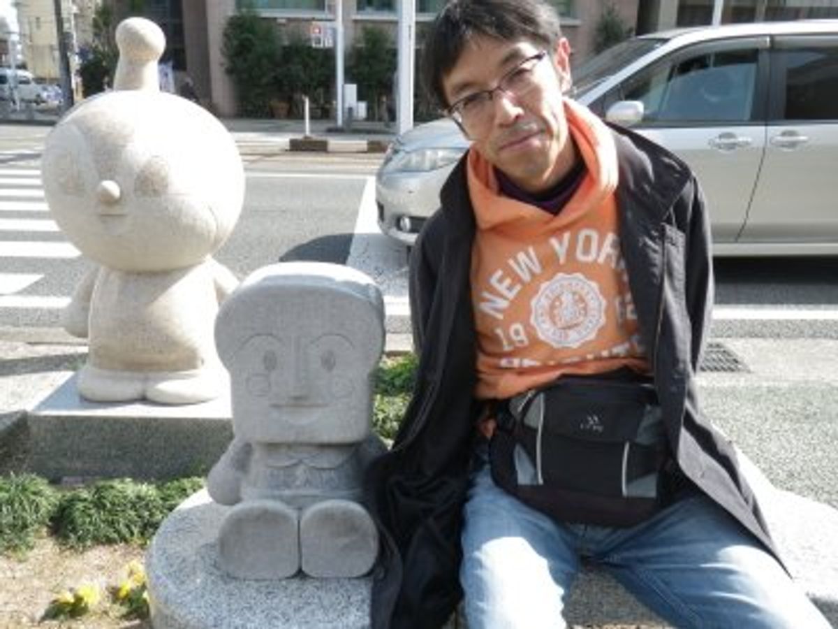 
　徒歩で高知城へ。お城とあってけっこうな階段を上る。龍馬パスポートの押印...