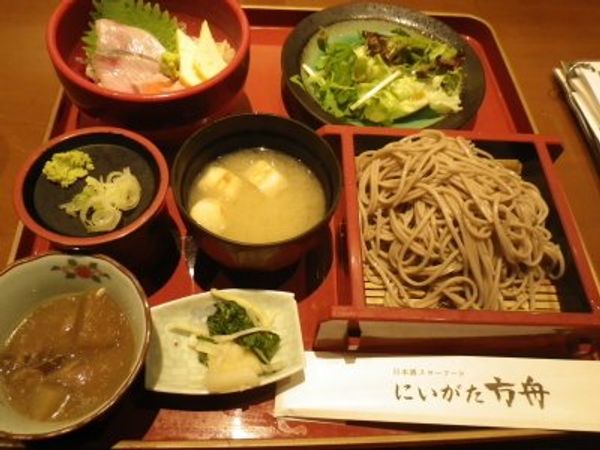 日本・新潟県「新潟　新潟シテイーマラソン」の写真：全国マラソン制覇、３１県目。新潟には名古...