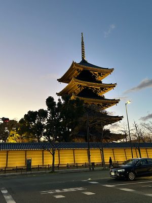 ・修学旅行以来の金閣寺
・新幹線から見える東寺
・大河ドラマで話題の晴明神...