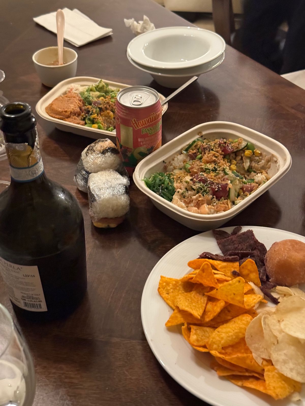 到着がちょうど金曜日でホテルからヒルトンの花火鑑賞。
夕食はいやすめのおむ...