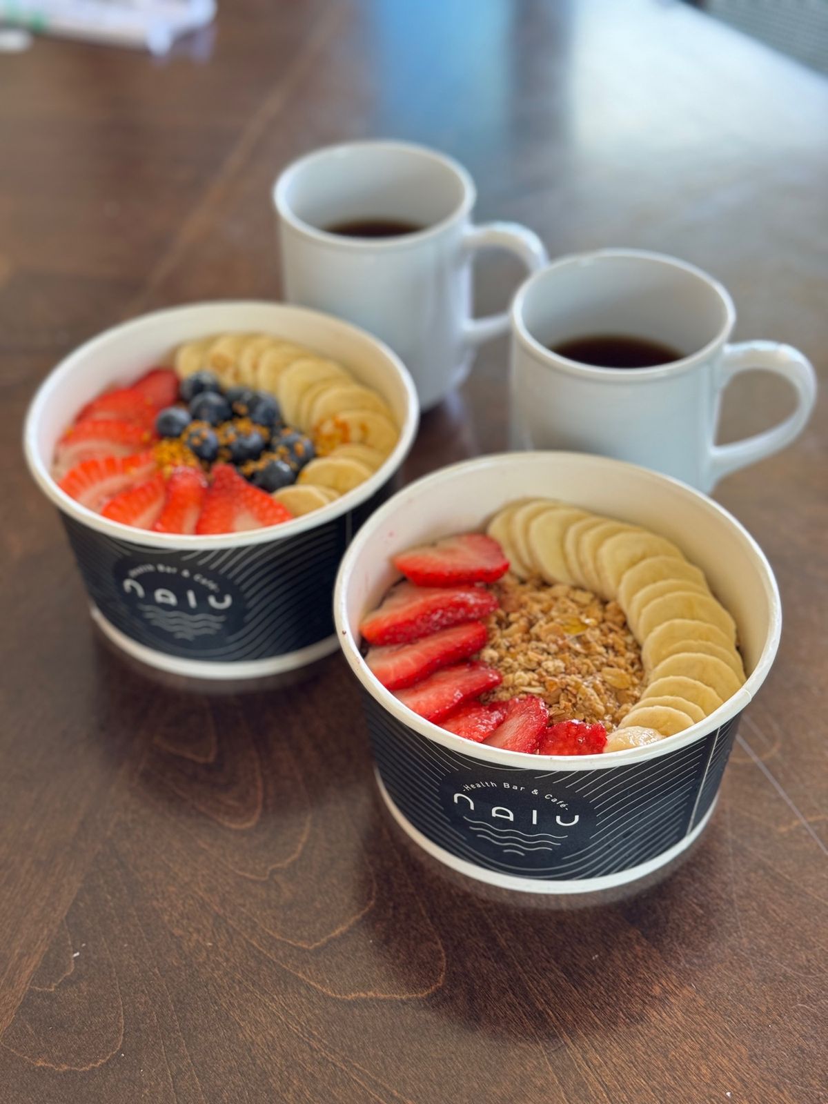 次の日目覚めると10時半笑
時差ぼけ？

ホテルの朝食は諦めてビーチウォー...