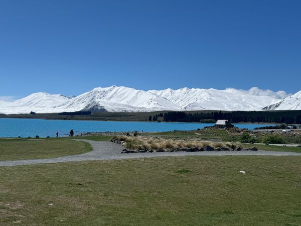ニュージーランド・Auckland「 NZの旅」の写真：Tekapo
雪山背景の景色、星空は想像...