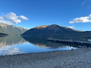 Nelson Lakes
早朝の鳥たちの鳴き声が好き。