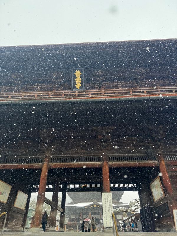 日本・長野県「長野県」の写真：善光寺