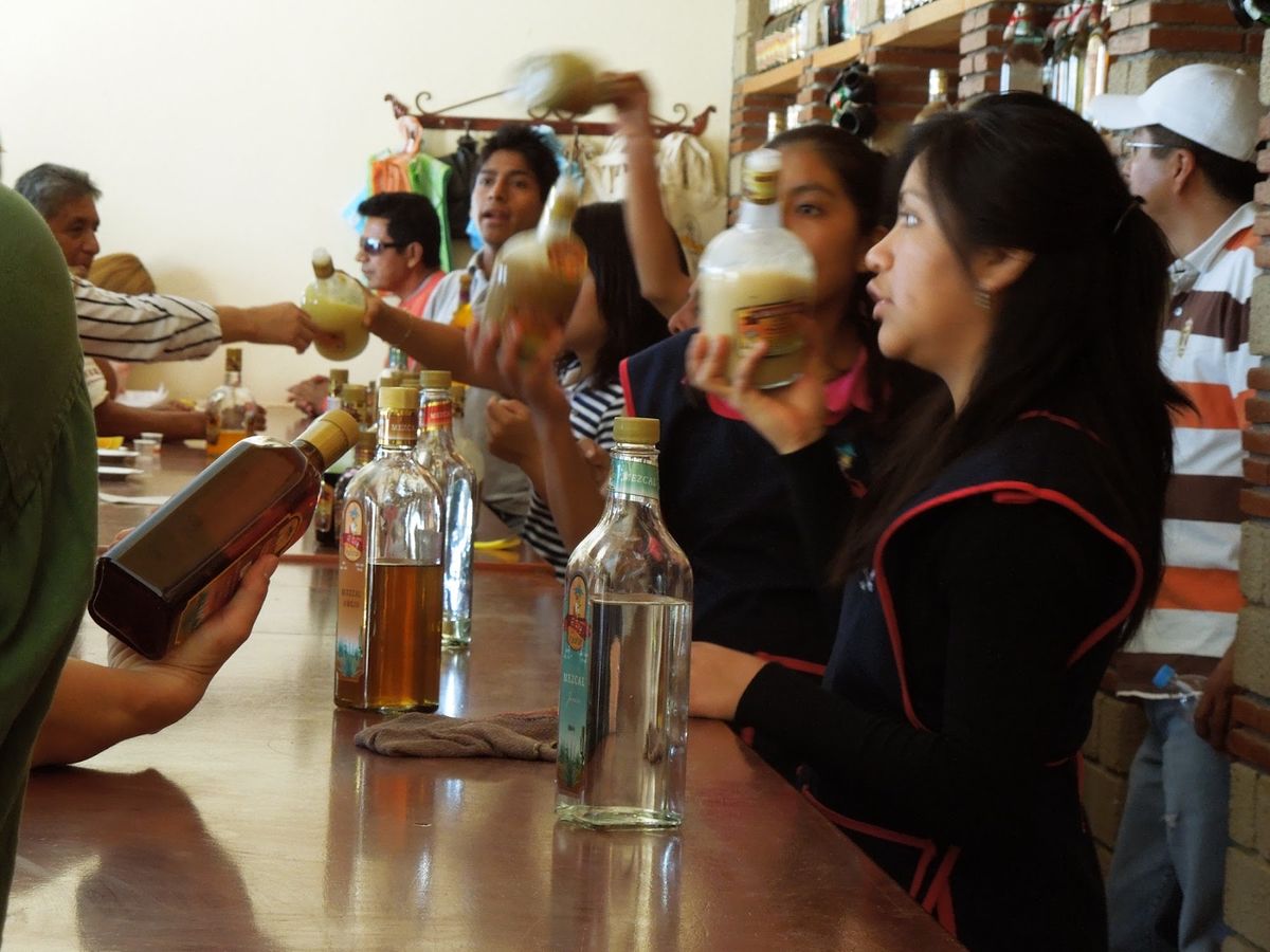 学生時代の友人と2人でメキシコへ。DFにて現地勤務の友人も加わり3人でドラ...