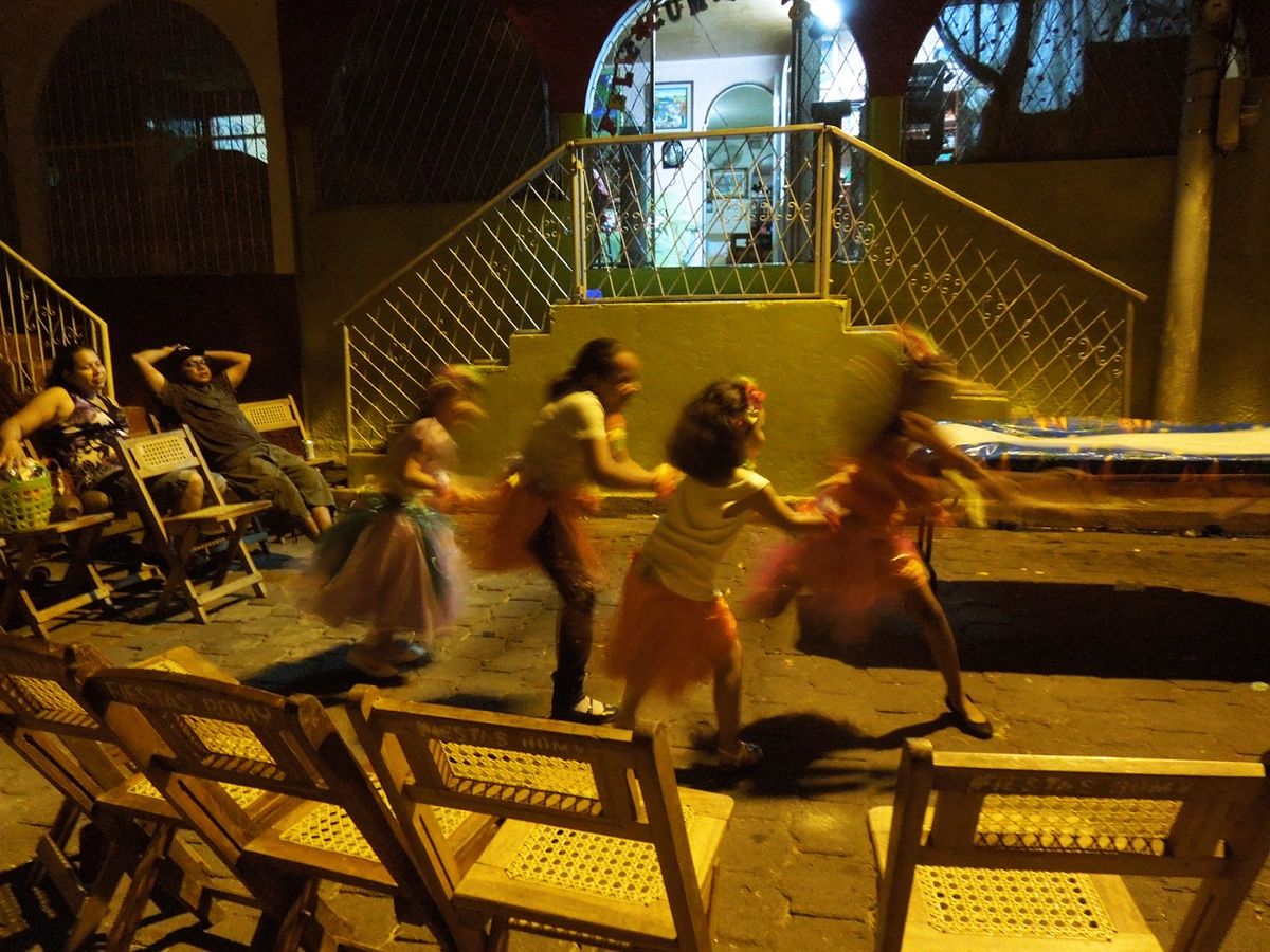 マナグアに戻り、現地で知り合った人のお宅にお邪魔した。ちょうどこの日は彼女...