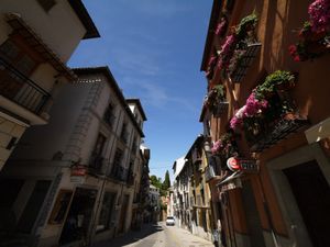 バルセロナ✈︎グラナダ
アンダルシアの旅がスタート。まずはグラナダでアルハ...