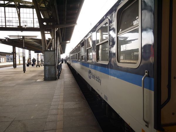 ハンガリー・ブダペスト「東へ西へ〜欧州7ヵ国の旅」の写真：ポーランドのクラクフから寝台列車でチェコ...