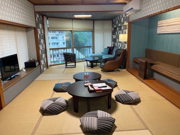 日本・富山県「2024 雪の大谷・宇奈月温泉家族旅行」の写真：立山を出て二日目の宿泊は宇奈月温泉。渓谷...