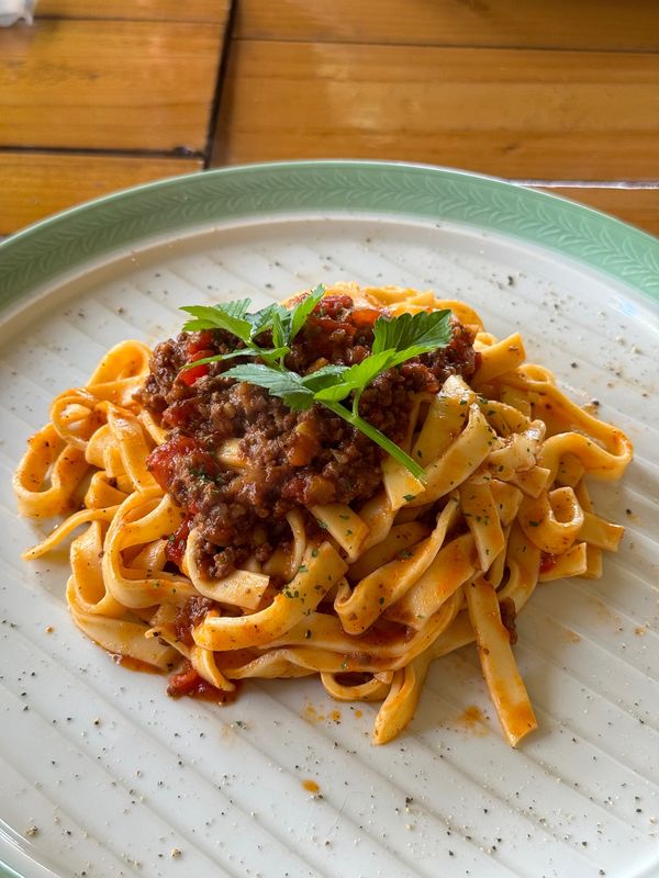 日本・山梨県「古民家宿 るうふ 丘之家 / 山梨県」の写真：Pasta かざはな

初日に勝沼インタ...