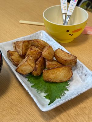 ほうとう歩成　フルーツライン店

辛口ほうとう美味しかった。里芋の唐揚げも...