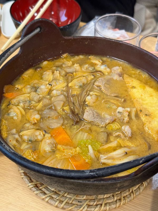 日本・山梨県「古民家宿 るうふ 丘之家 / 山梨県」の写真：ほうとう歩成　フルーツライン店

辛口ほ...