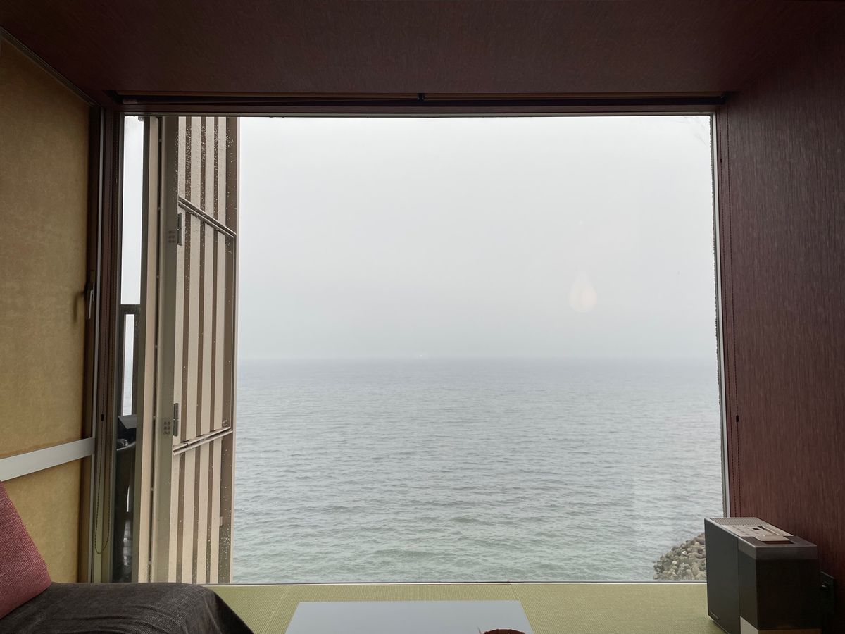 星のや 界 別府
せっかく景色の良い部屋だったのにあいにくの雨