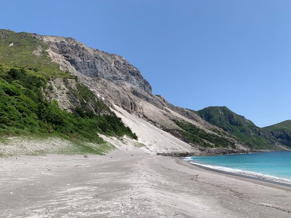 日本・静岡県「カーフェリ旅」の写真：多幸湾
あまりにも美しい海岸で言葉がみつ...