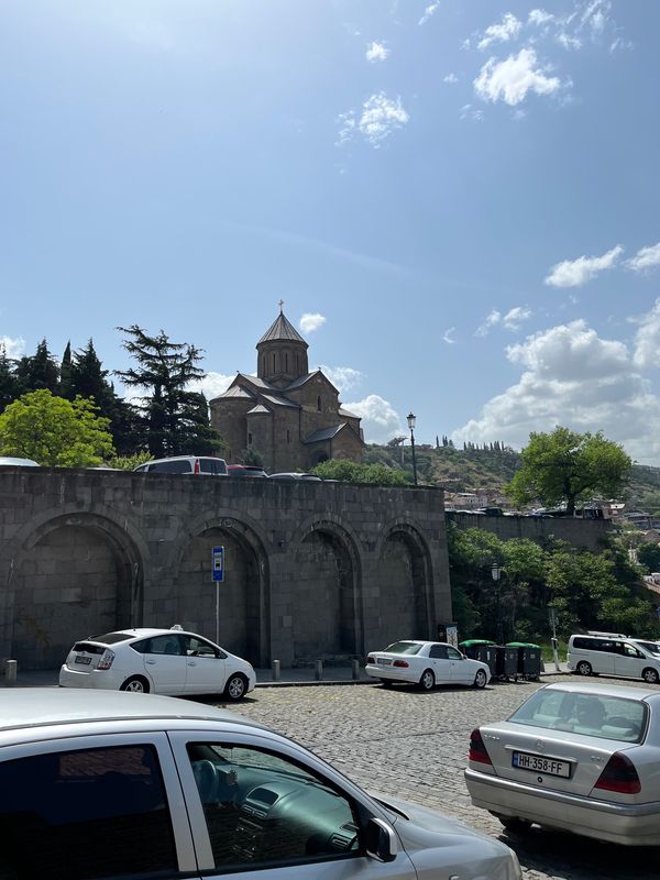 ジョージア・トビリシ「GWジョージア2024🇬🇪」の写真：トビリシ市内②