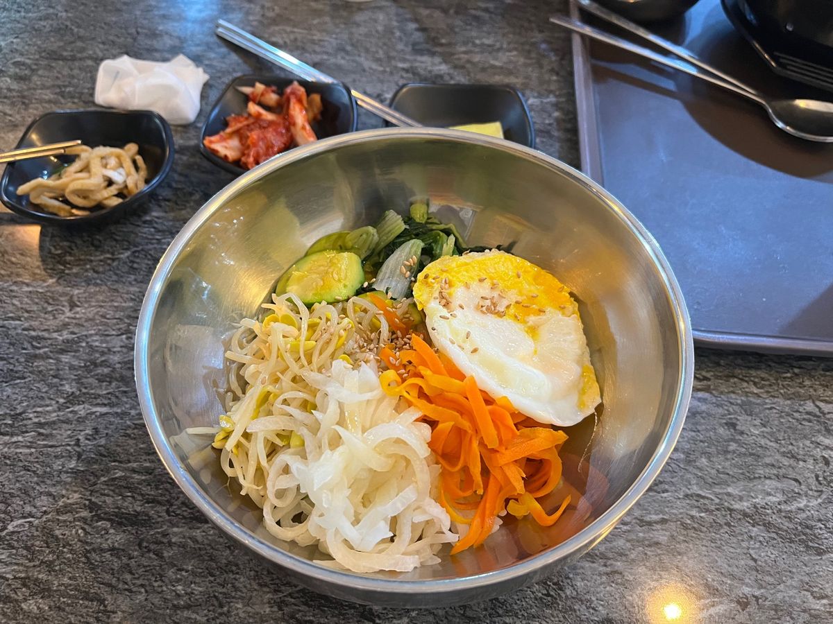 １日目❤︎甘川文化村観光🚶
ランチはビビンバ🍴微妙だった🙃