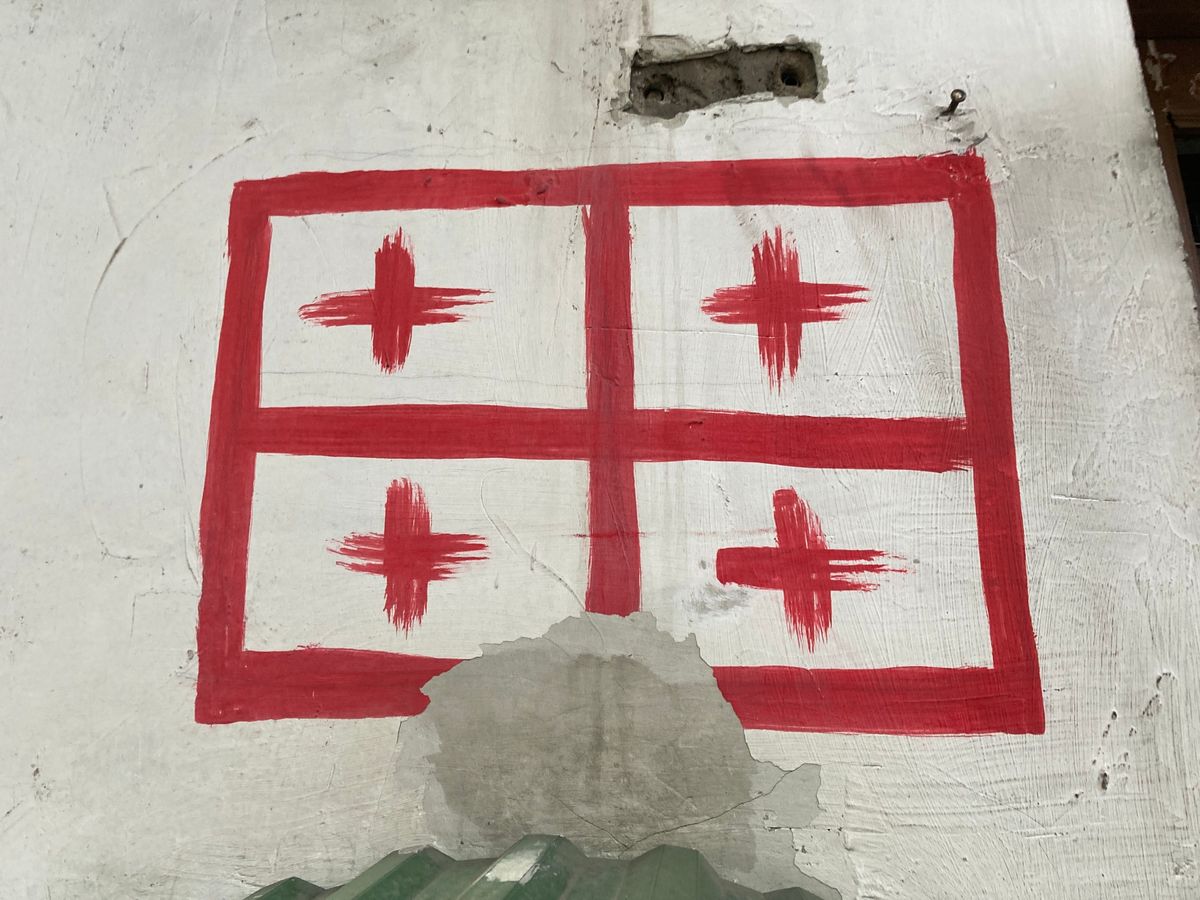 トビリシ市内のワイン屋さん。いろいろあって、自分の好みのを探し出すのはなか...