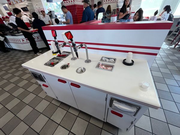 アメリカ(米国)・ロサンゼルス「カリフォルニア 語学研修留学」の写真：大学の課題をやりがてらAmerican ...