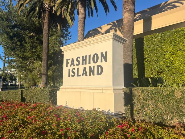 アメリカ(米国)・ロサンゼルス「カリフォルニア 語学研修留学」の写真：通学路乗り換え先にあったショッピングモー...