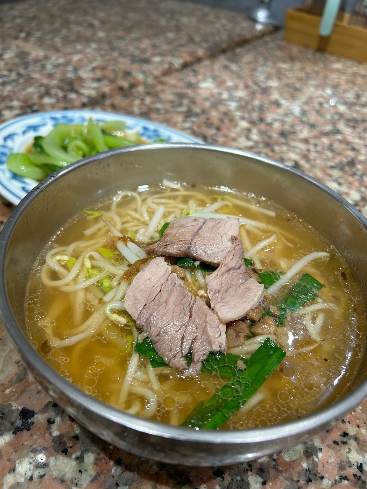 スタートは台南から。
ご飯は美味しい、人は優しい✨
あまりに良すぎて次回は...