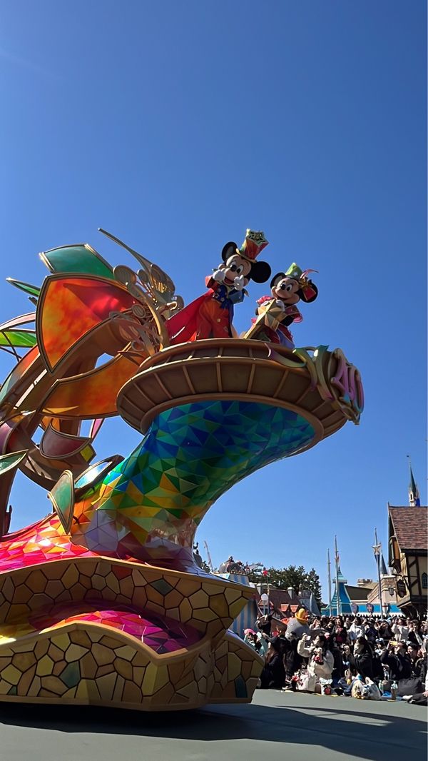 日本・千葉県「東京ディズニーランド＆東京観光」の写真：3/13 パレード Harmony in...