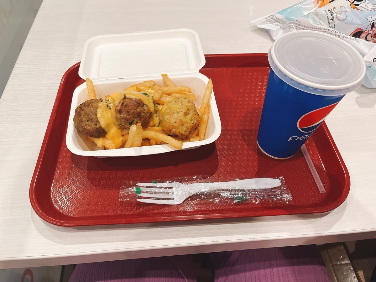 9/7 イクスピアリ内フードコートで食べたミートボール