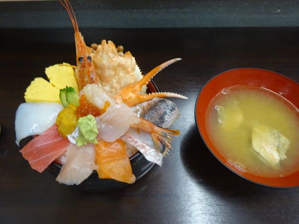 日本・石川県「金沢旅行」の写真：美味すぎて飯代かかりすぎ