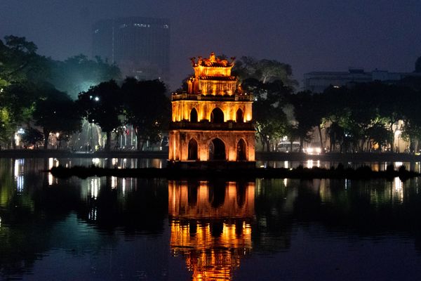 ベトナム・ハノイ「ベトナム研修旅行」の写真：ベトナムの夜