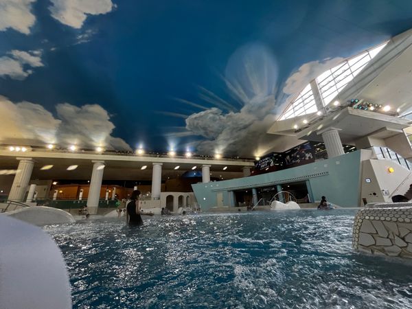 日本・箱根「箱根日帰り旅」の写真：①神々のエーゲ海
②期間限定 Happy...