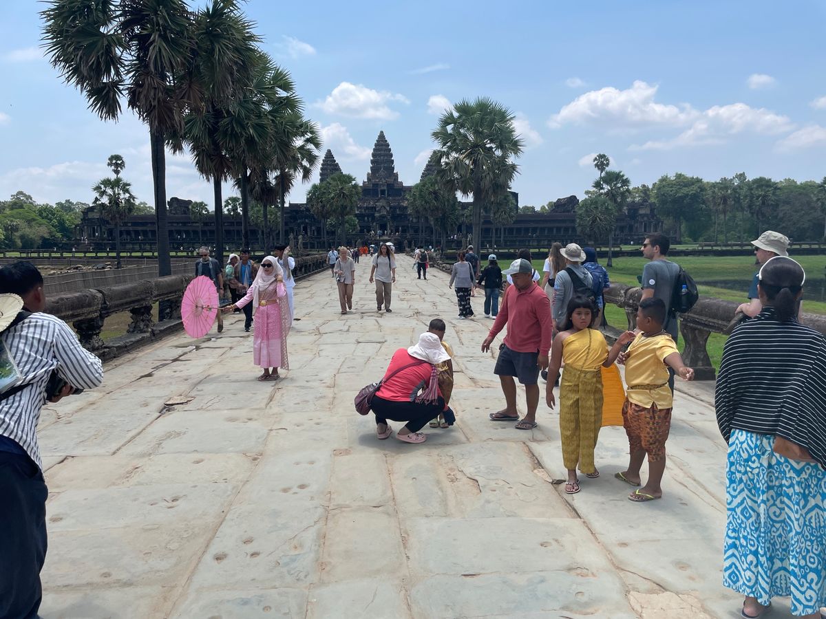 シェムリアップのメインイベント！
アジア三大仏教遺跡
〜アンコールワット〜...