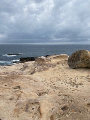 白浜の辺り。白浜は雨だったから砂浜には降りず
