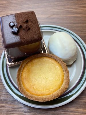 シャトレーゼホテルのランチ➕食べ放題のケーキたち