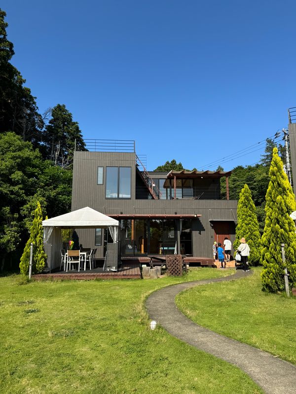 日本・千葉県「農園リゾートザファーム（The Farm）」の写真：グランドコテージ到着！

かなり広い。。...