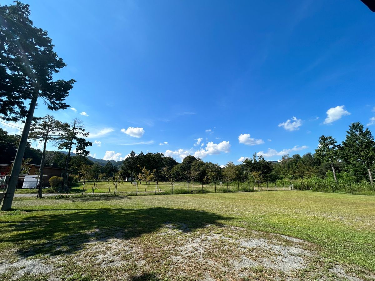 ワンコの温泉「スパドッグラン秩父」さん。
お隣には人間の日帰り温泉「梵の湯...