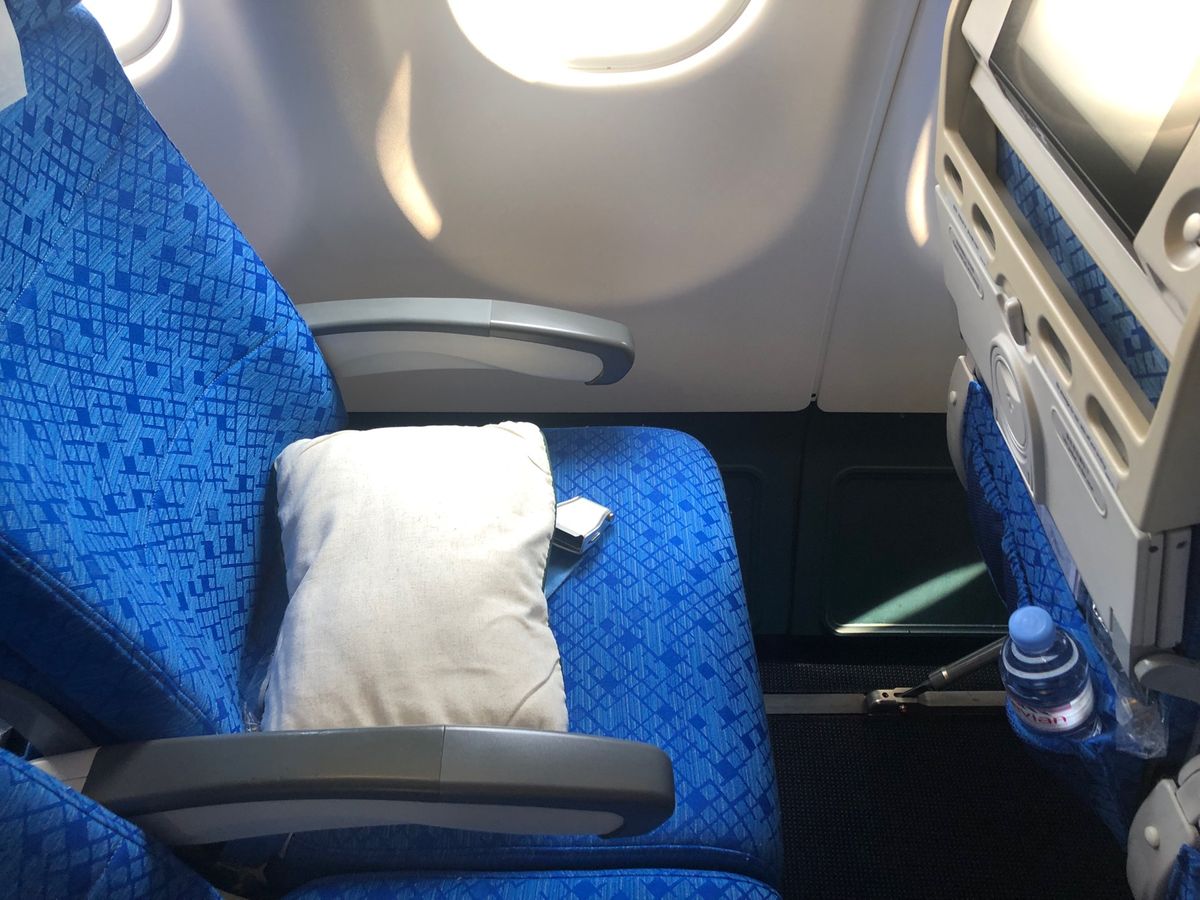 きょうのお船
またA330です

ワンワールドエメラルド会員の席に、予めピ...