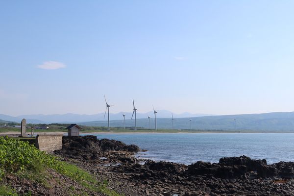 日本・ニセコ「北海道　小樽•寿都•ニセコ周辺グルメ旅」の写真：のんびりドライブを楽しみながら、寿都の宿...