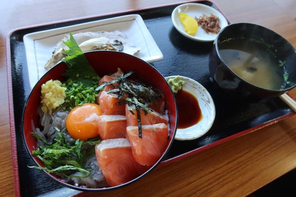 日本・ニセコ「北海道　小樽•寿都•ニセコ周辺グルメ旅」の写真：早朝から行動開始。小樽から寿都へ向かう。...
