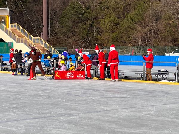 日本・岐阜県「恵那スケート旅行」の写真