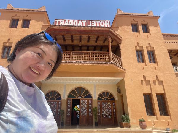 モロッコ・Morocco「友旅2023 with まちゃみ In モロッコ」の写真：砂漠キャンプ前に宿泊した砂漠ホテルがマジ...