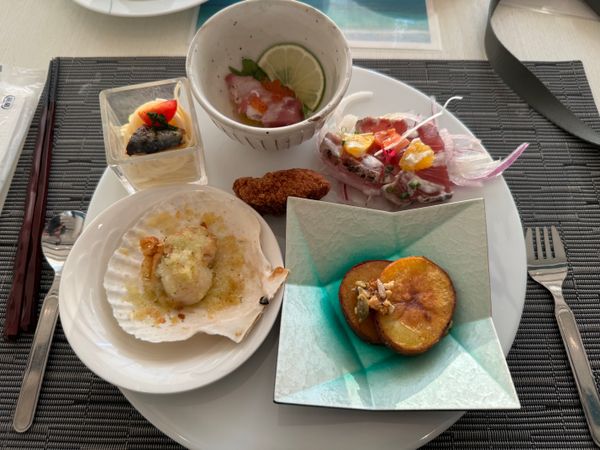 日本・宮古島「宮古島 家族旅行 宮古島来間リゾート シーウッドホテル」の写真:ビーチハウスレストラン 洋食 KISSH...