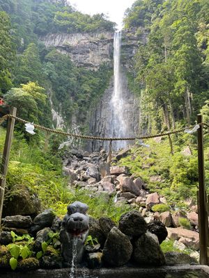 Day2-2
熊野古道を抜けて
熊野大社からの那智の滝
沢山歩きましたぁ〜