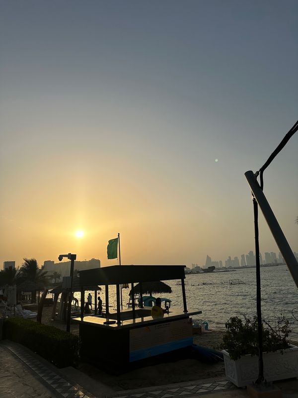 カタール「カタールへ」の写真