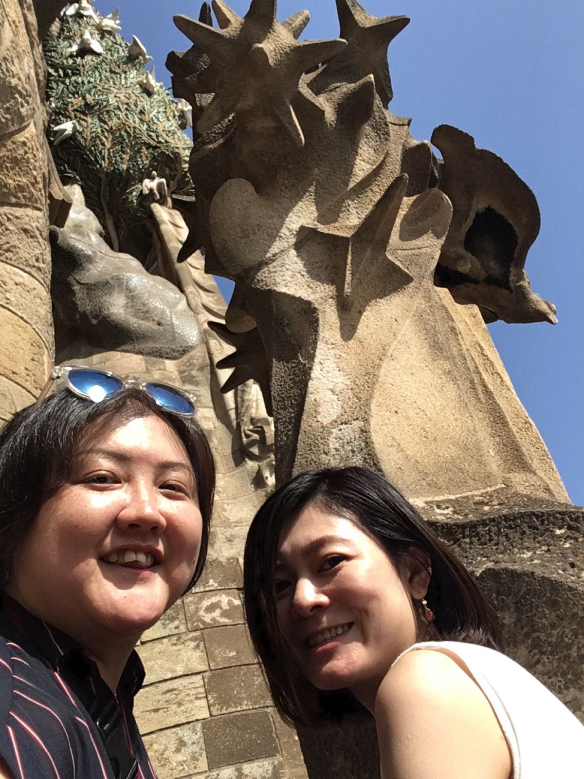 バルセロナ
サクラダファミリア！！
今も建設が続き、2度と同じ姿は見れない...