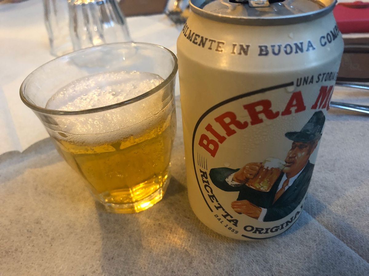 フィレンツェは残念ながら雨☂️
ピサの斜塔も雨☂️
けどビールは飲む🍺