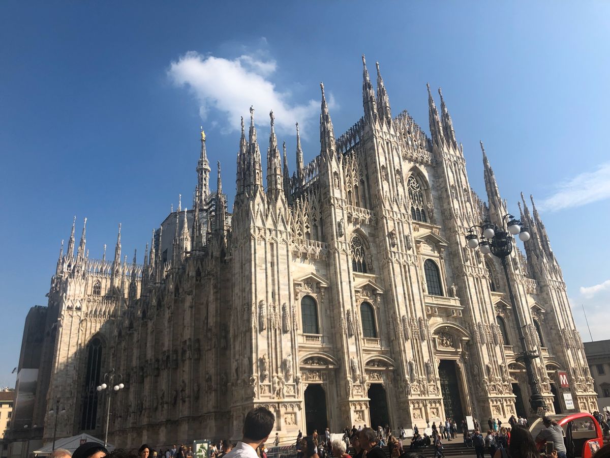 ラストはミラノ。
すれ違った人を盗撮。すみません…
ジェラートで締めました！