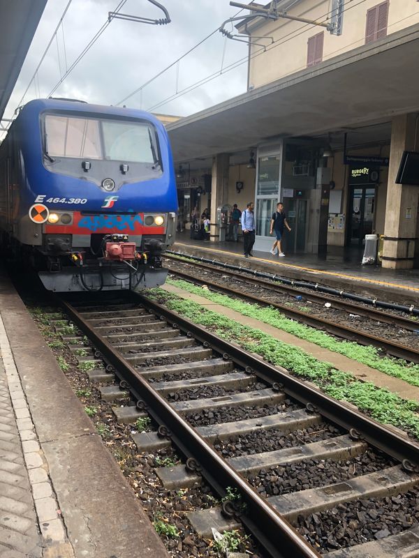 イタリア・ローマ、ミラノ、ヴェネツィア、カプリ島、バチカン市国「イタリア旅行」の写真：チンクエテッレ。
普段白ワインって飲まな...