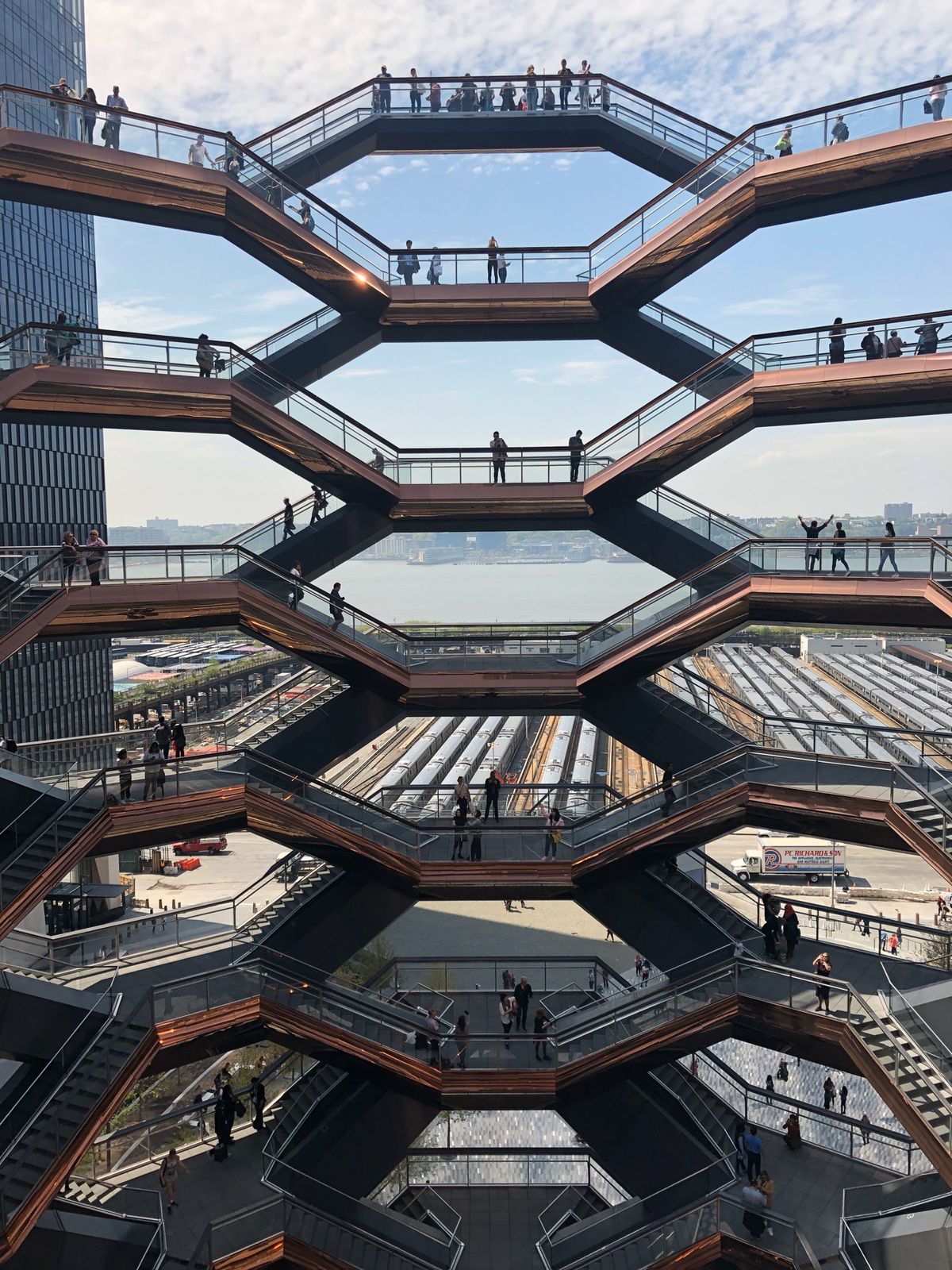 令和になった日からの旅行。
レンタルチャリでニューヨークの街中を走り、ハド...