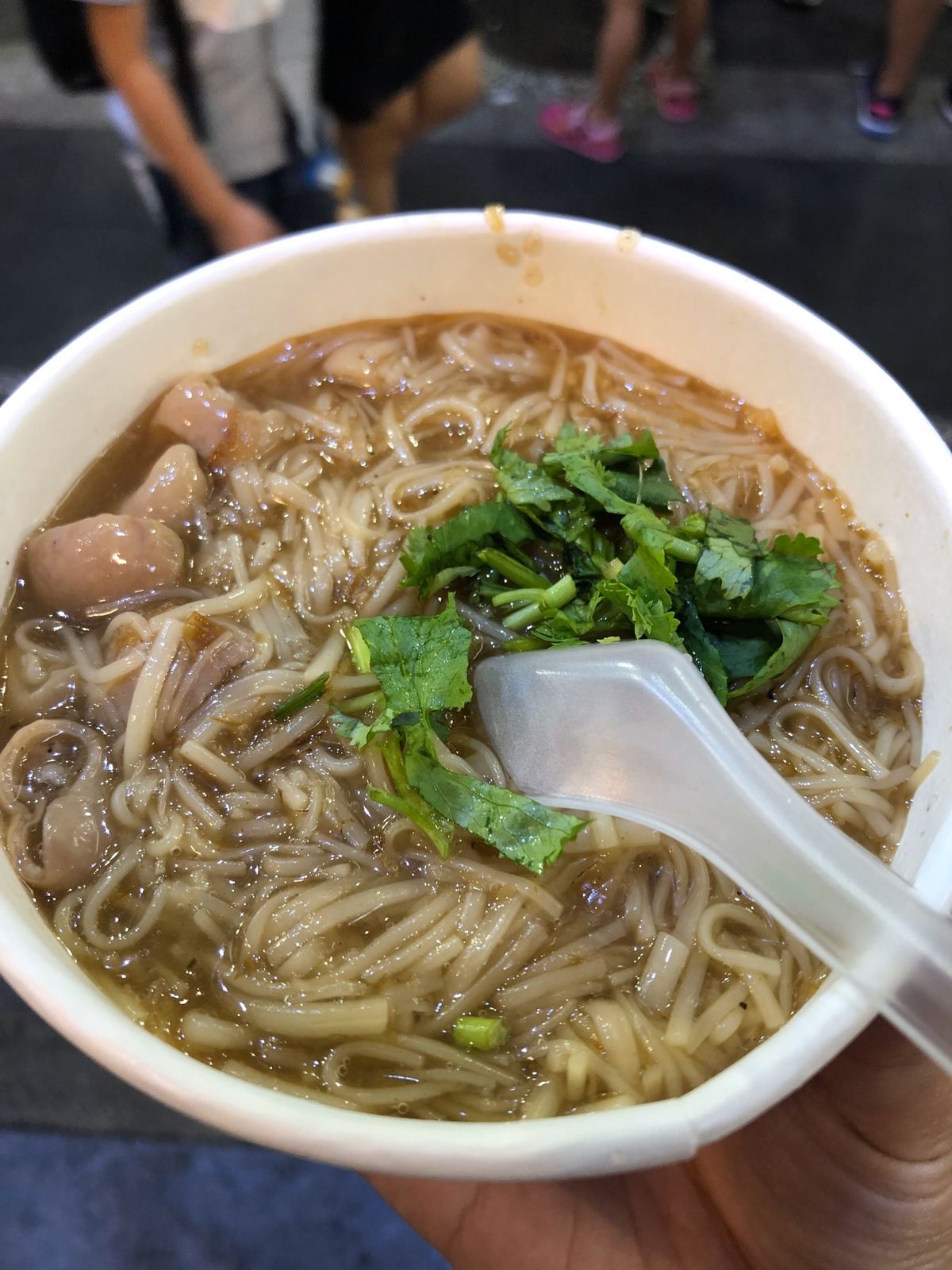 ここの麺線は台湾来たら必ず行きます。
だしが本当に美味しい。
そしてサツド...