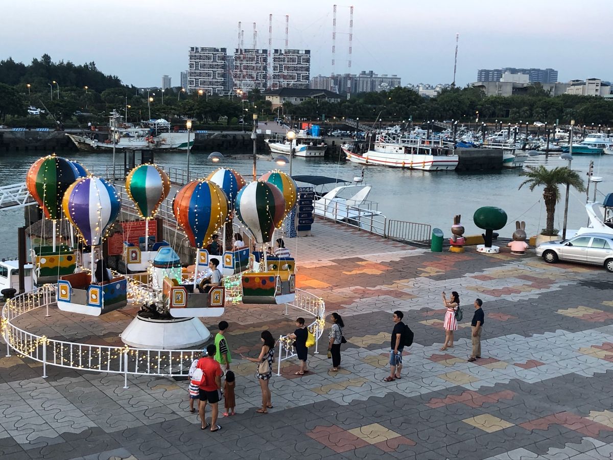 淡水の夕焼け。
小さな遊園地？